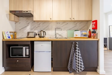 Platinum Studio River View at Dun Holm House, Unit 8, The Riverwalk, City Centre, Durham, DH14SL - Image 4